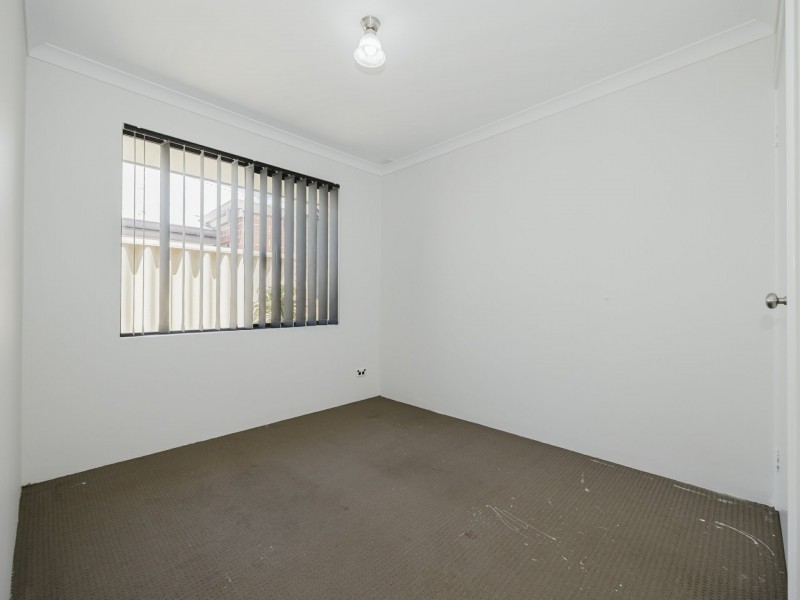 32 Finglas Meander, Butler WA 6036