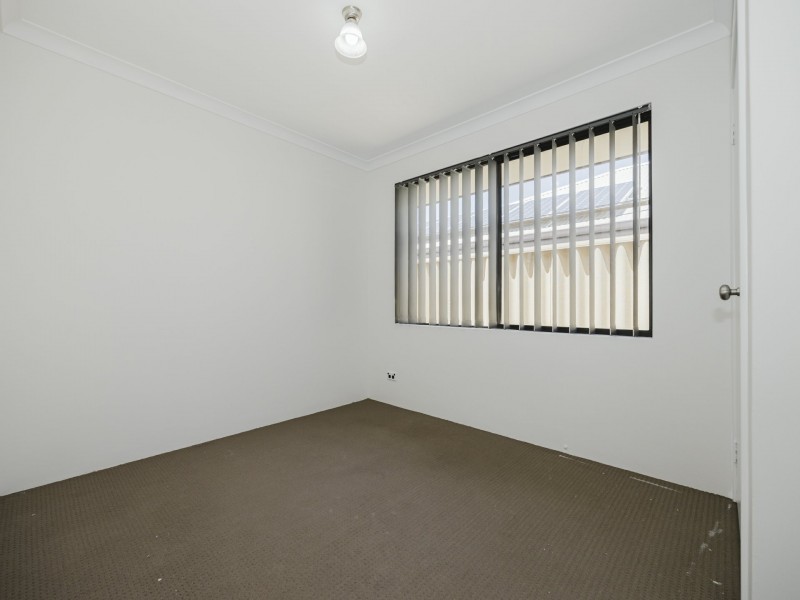 32 Finglas Meander, Butler WA 6036