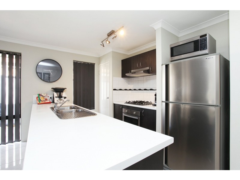 5 Nalgan Court, Carramar WA 6031