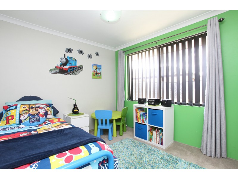 5 Nalgan Court, Carramar WA 6031