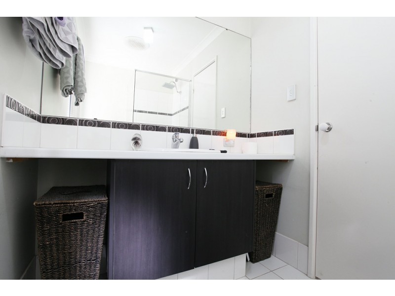 5 Nalgan Court, Carramar WA 6031