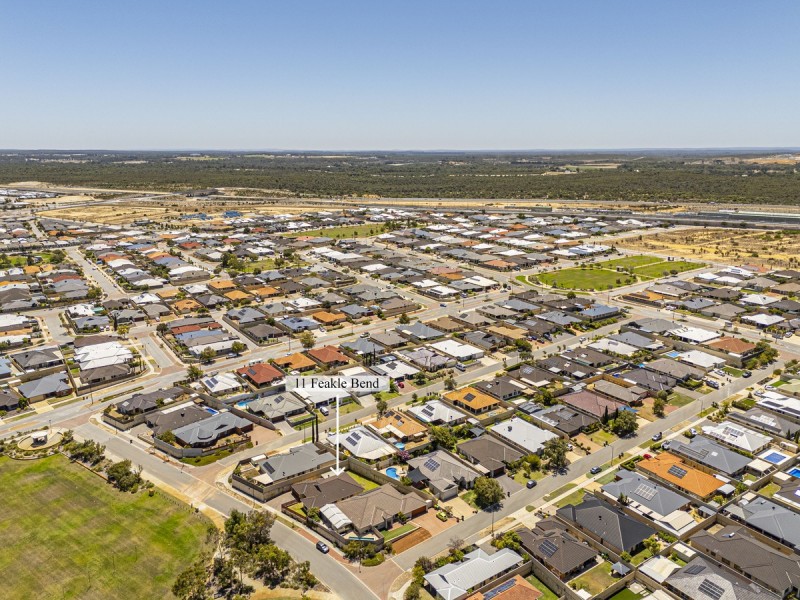 11 Feakle Bend, Ridgewood WA 6030