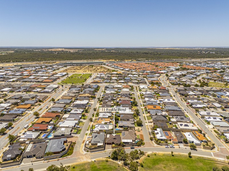 11 Feakle Bend, Ridgewood WA 6030