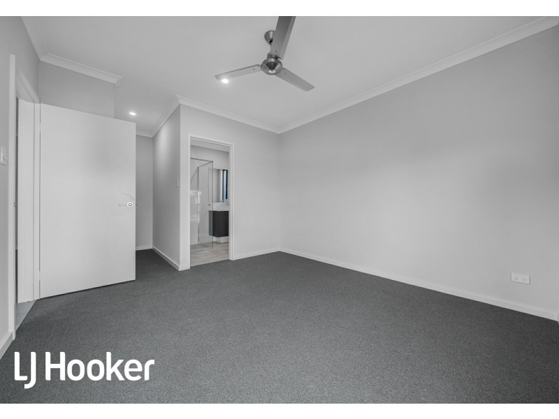 31 Gambier Grove, Eglinton WA 6034