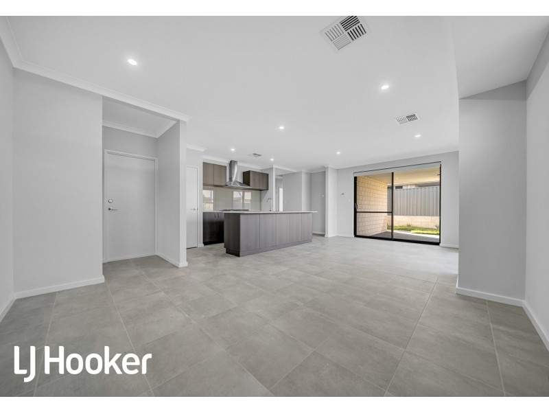 31 Gambier Grove, Eglinton WA 6034