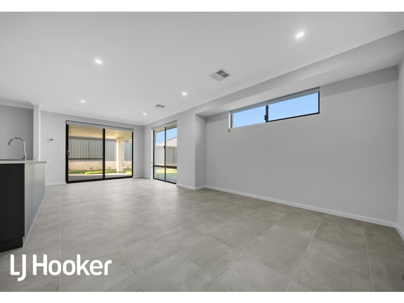 31 Gambier Grove, Eglinton WA 6034