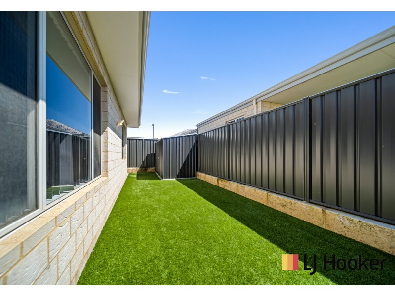 39 Pinehurst Street, Yanchep WA 6035