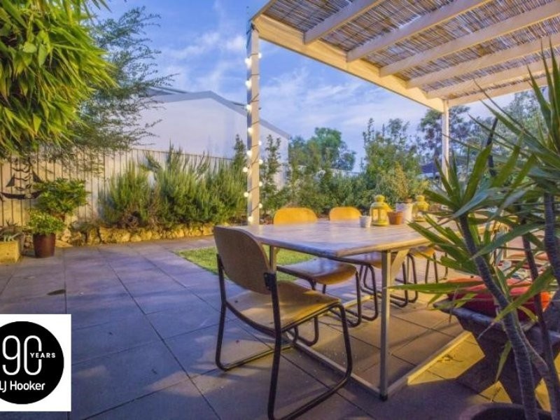 13B Simper Crescent, White Gum Valley WA 6162