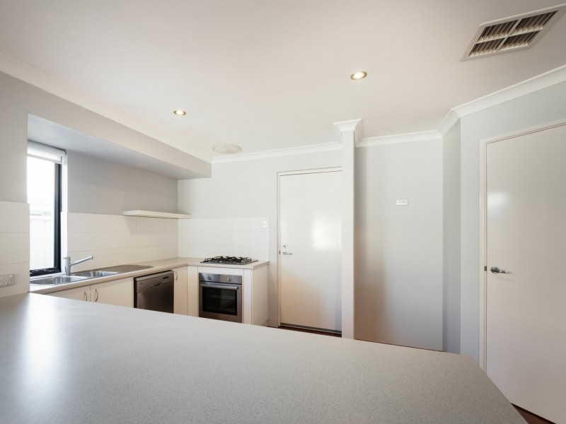 19 Winona Link, Banksia Grove WA 6031