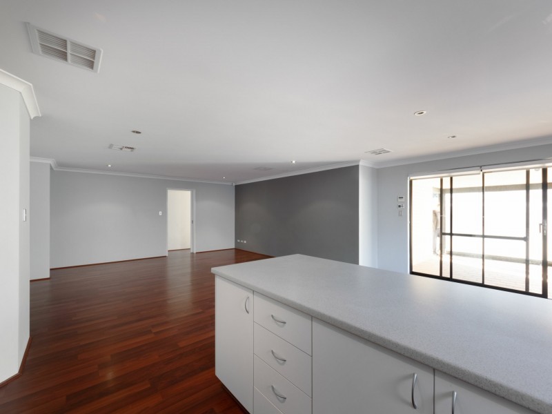 19 Winona Link, Banksia Grove WA 6031