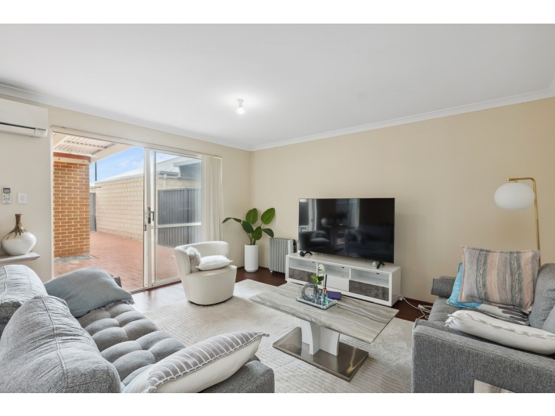 23 Cochrane Loop, Aveley WA 6069