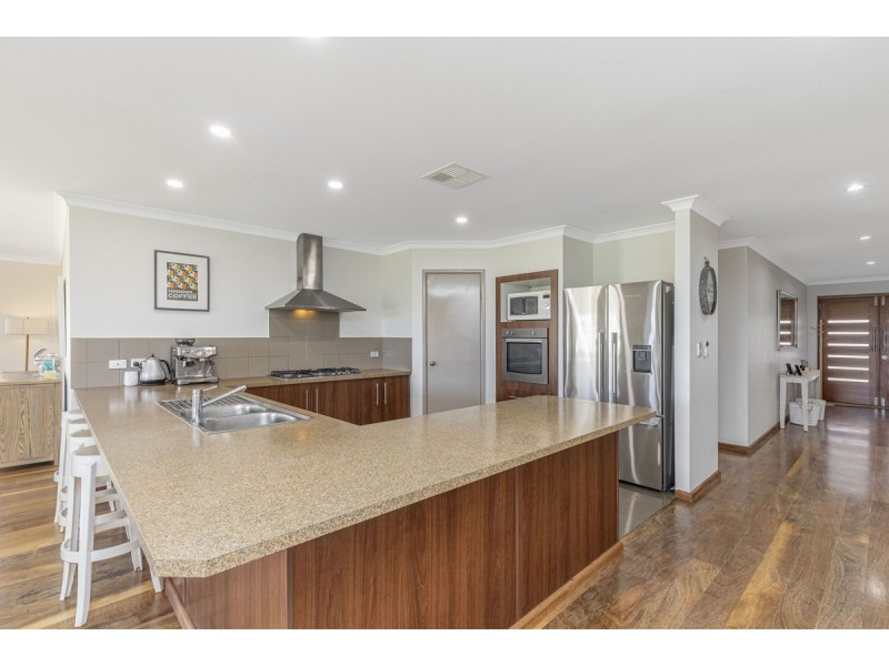 136 Benenden Avenue, Butler WA 6036