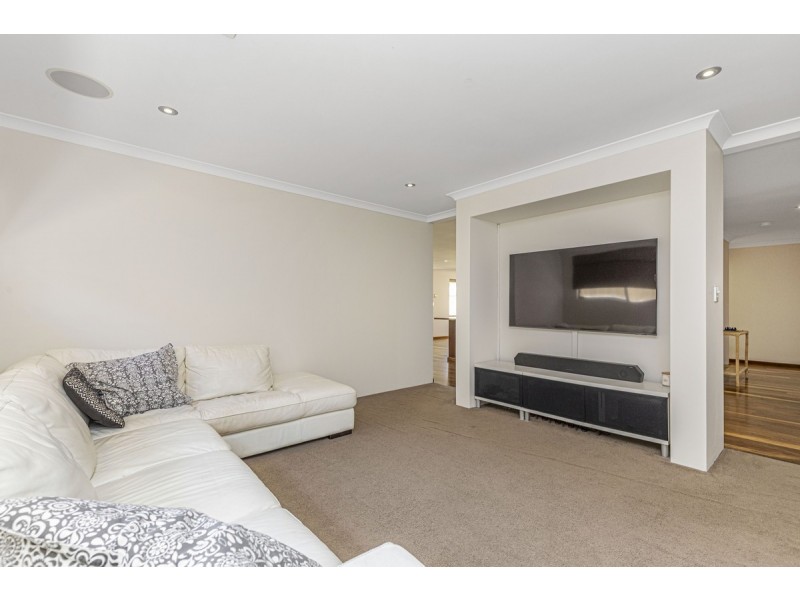 136 Benenden Avenue, Butler WA 6036