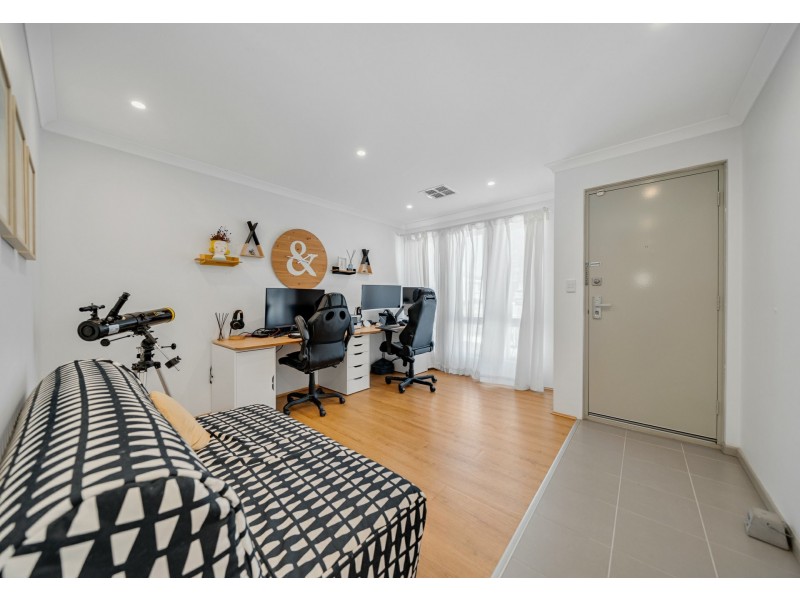 59 Leschenault Loop, Banksia Grove WA 6031