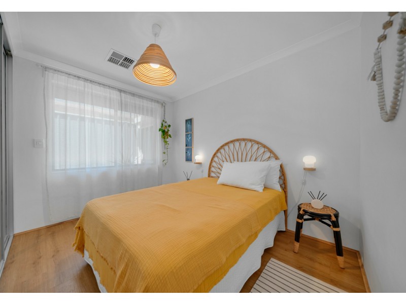 59 Leschenault Loop, Banksia Grove WA 6031