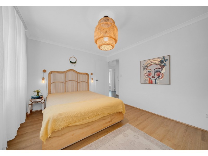 59 Leschenault Loop, Banksia Grove WA 6031