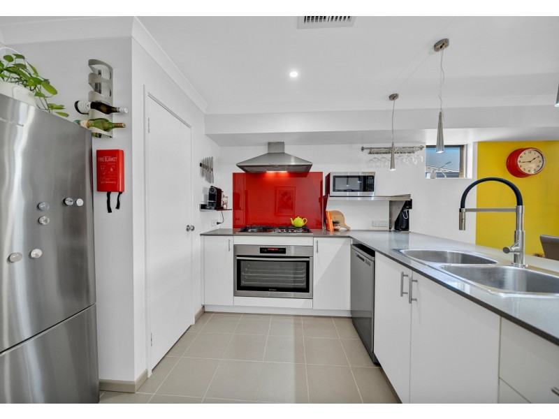 59 Leschenault Loop, Banksia Grove WA 6031