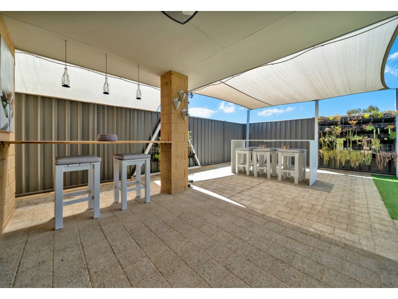 59 Leschenault Loop, Banksia Grove WA 6031