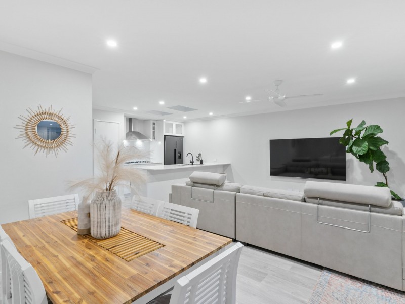 8 Dargin Place, Greenwood WA 6024