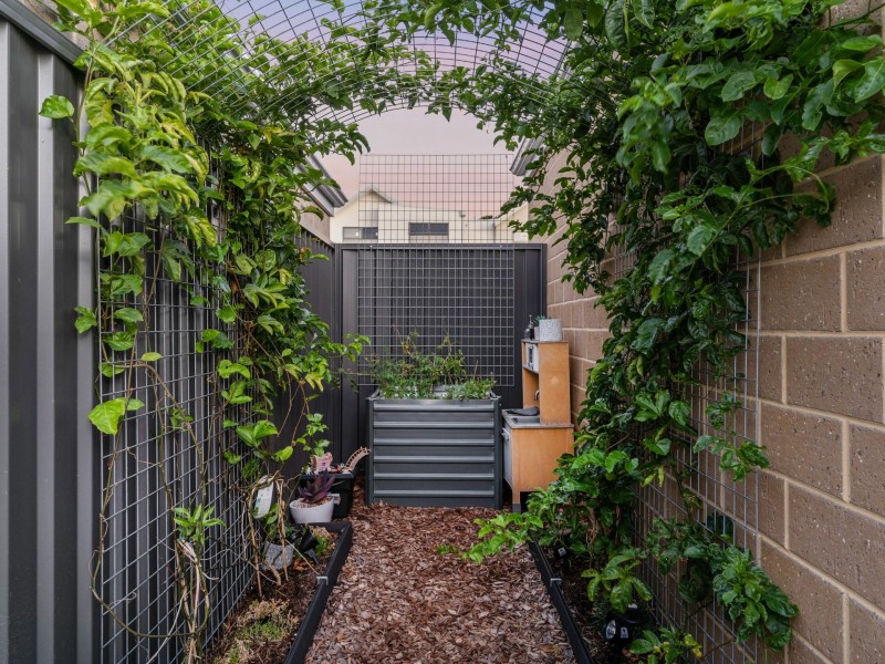 8 Dargin Place, Greenwood WA 6024