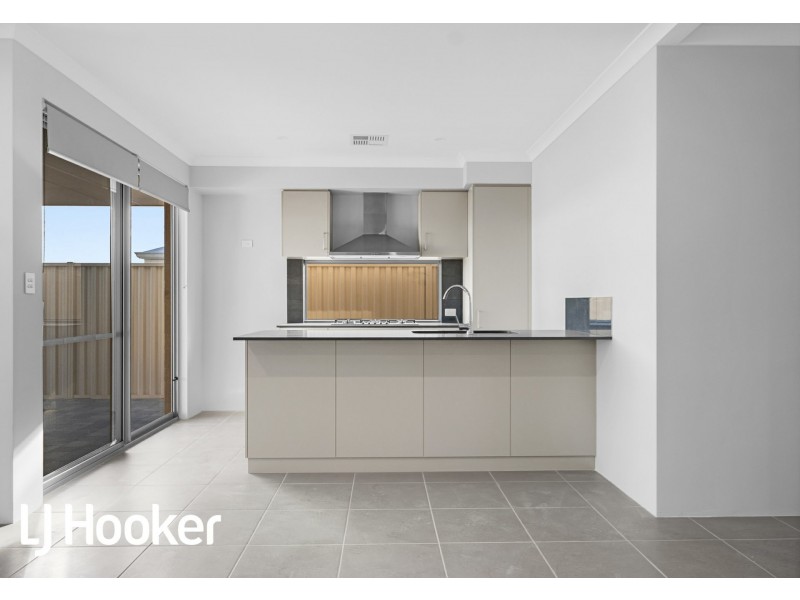 3 Elderflower Way, Alkimos WA 6038