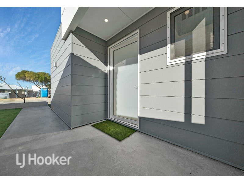 18A Calbourne Way, Kingsley WA 6026