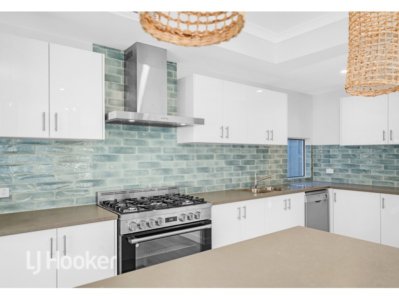 18A Calbourne Way, Kingsley WA 6026