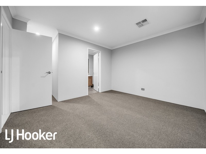 9 Elderflower Way, Alkimos WA 6038