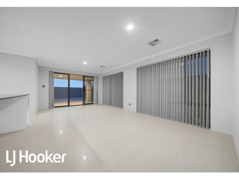 9 Elderflower Way, Alkimos WA 6038