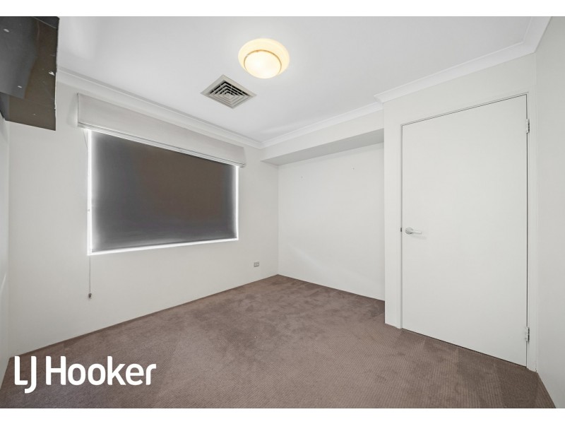 8 Landbeach Boulevard, Butler WA 6036