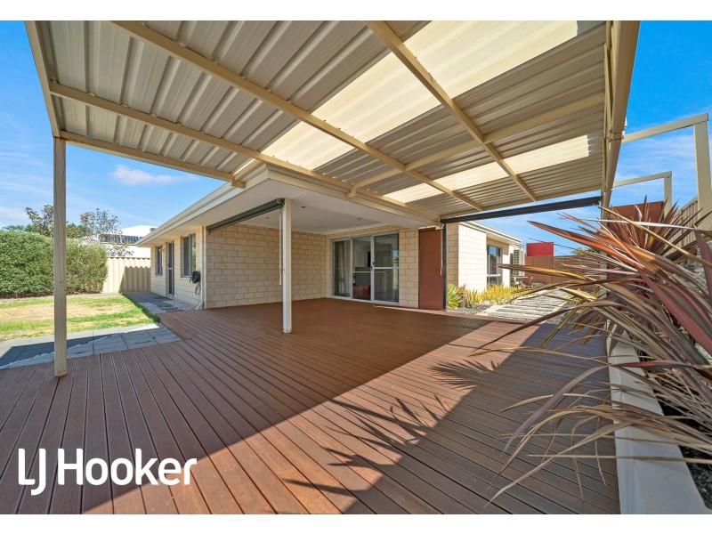 8 Landbeach Boulevard, Butler WA 6036