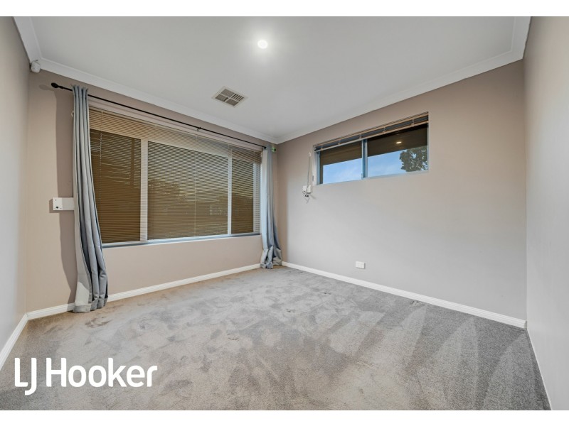 36 Revolution Avenue, Eglinton WA 6034