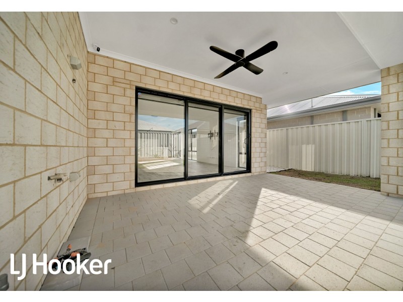 33 Kimolos Way, Alkimos WA 6038