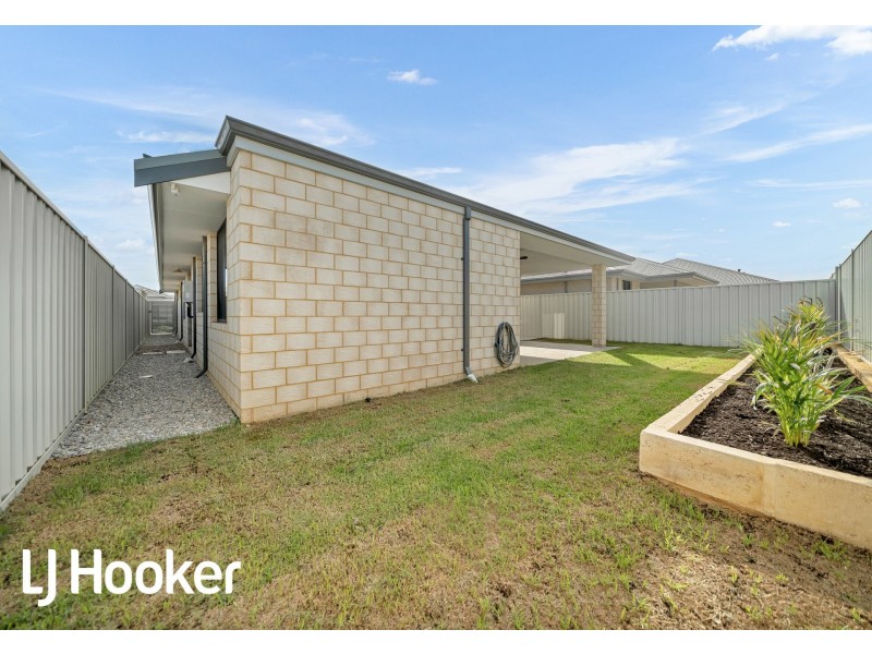 33 Kimolos Way, Alkimos WA 6038
