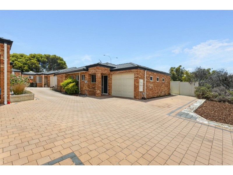4/43 Annandale Circle, Kinross WA 6028