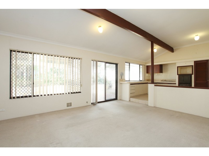 9 Fern Grove, Ballajura WA 6066