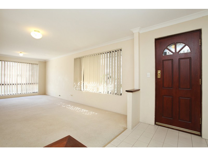 9 Fern Grove, Ballajura WA 6066