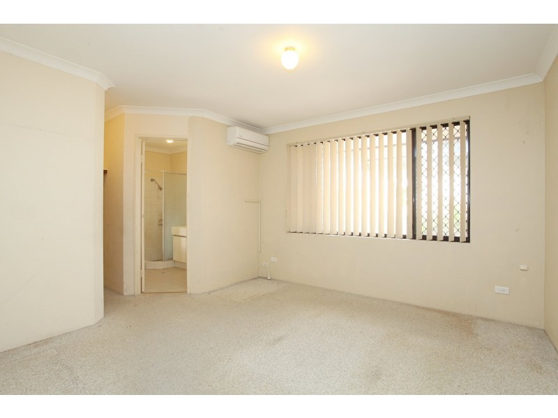 9 Fern Grove, Ballajura WA 6066