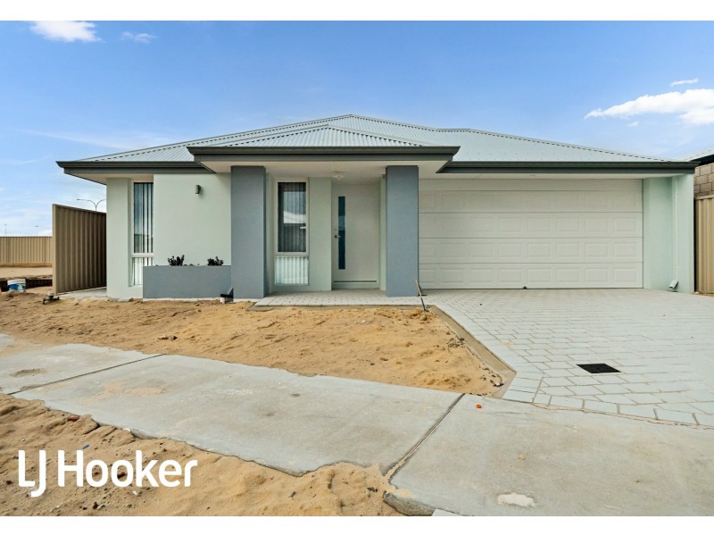 5 Sandstone Road, Eglinton WA 6034