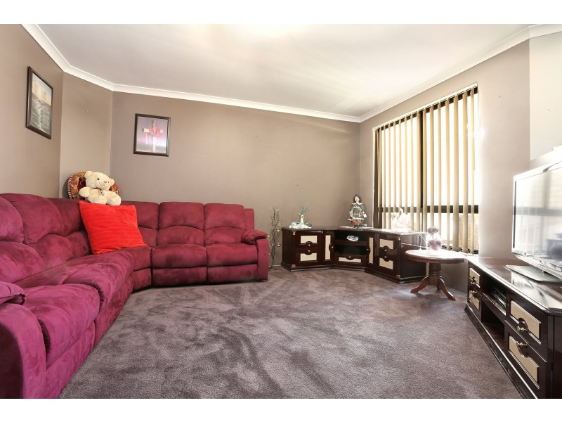 38 Nambi Parkway, Banksia Grove WA 6031