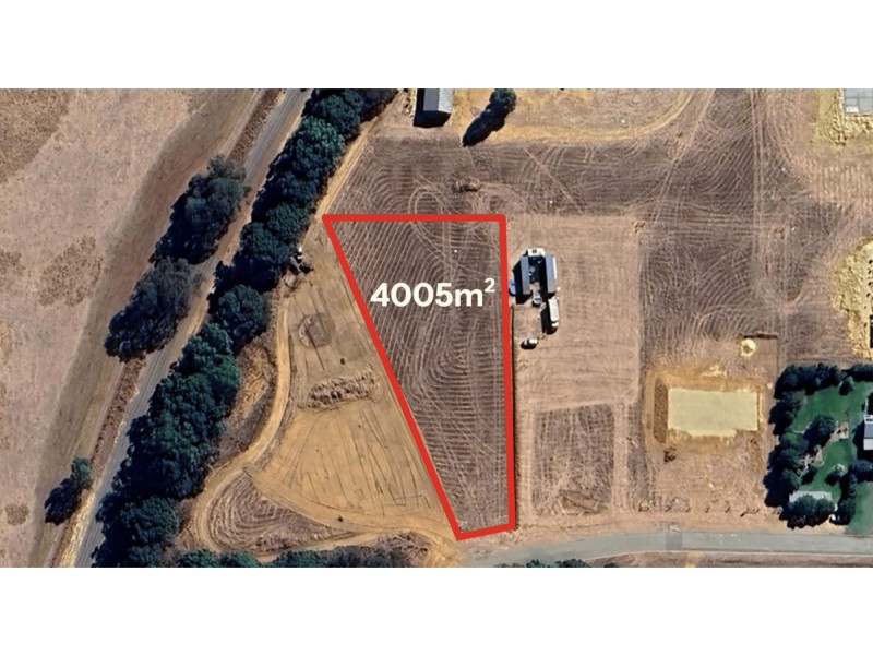 8 Eurambeen Court, Gingin WA 6503