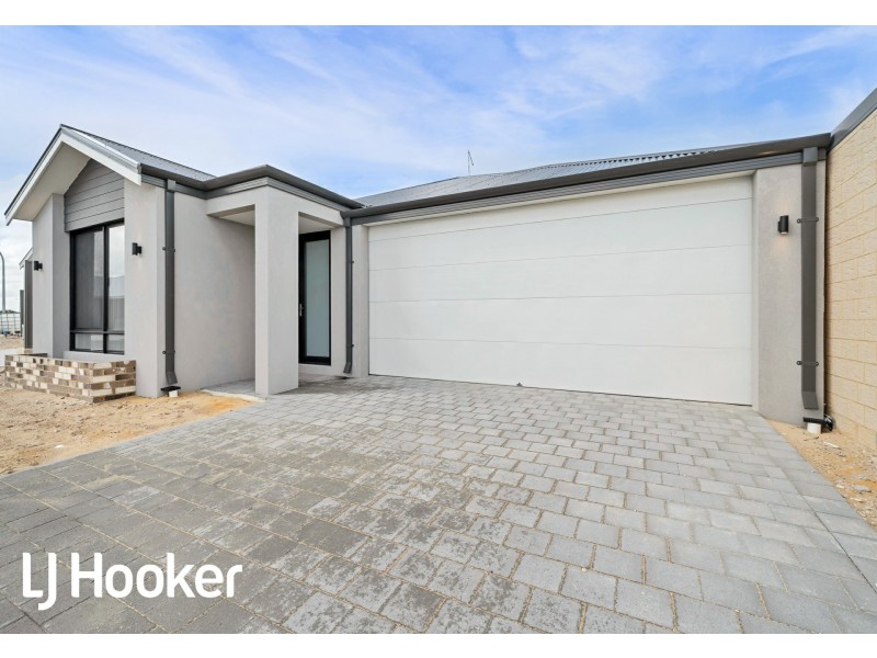 16 Milman Way, Eglinton WA 6034