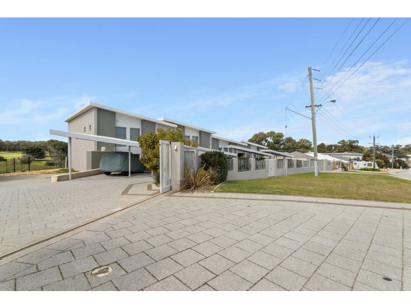 2/140 St Andrews Drive, Yanchep WA 6035