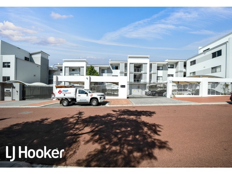 18/1 Walsh Loop, Joondalup WA 6027