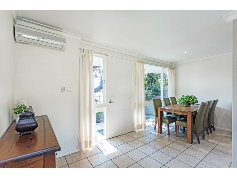 27 Downing Crescent, Wanneroo WA 6065