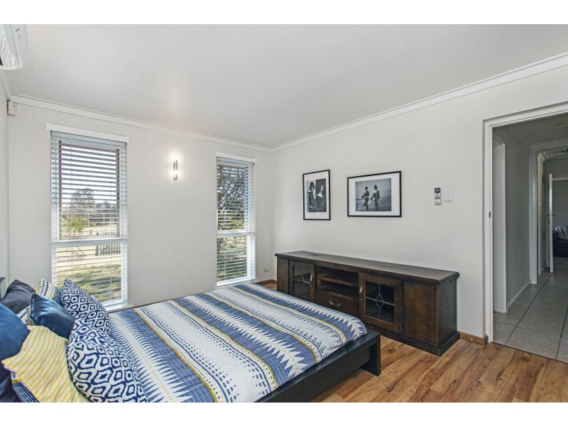 27 Downing Crescent, Wanneroo WA 6065