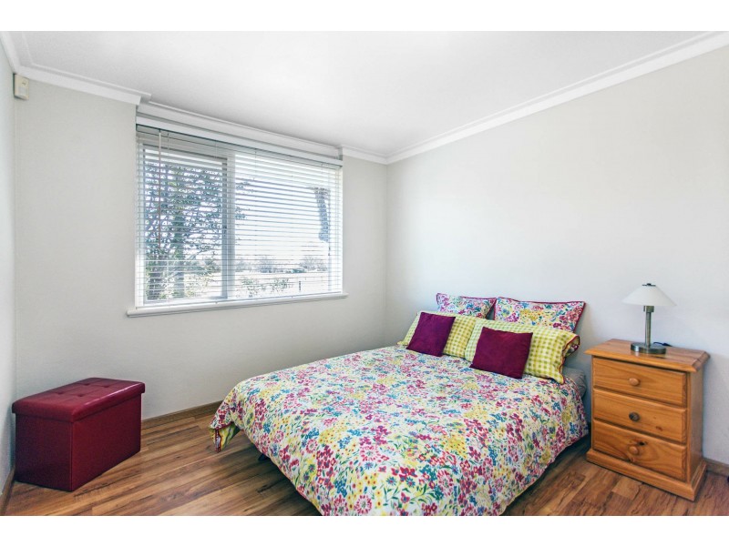 27 Downing Crescent, Wanneroo WA 6065
