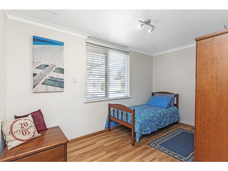 27 Downing Crescent, Wanneroo WA 6065