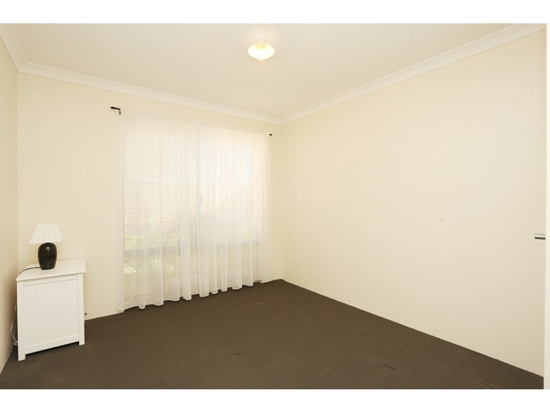 18a Birdsnest Crescent, Banksia Grove WA 6031