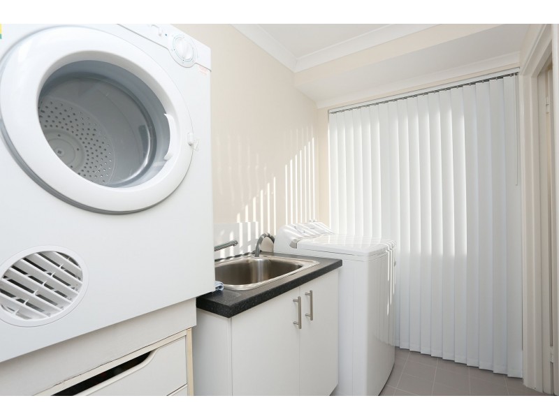 18a Birdsnest Crescent, Banksia Grove WA 6031